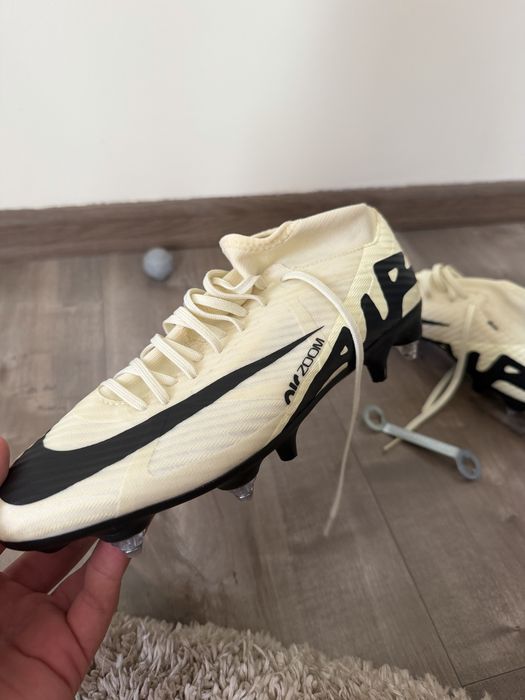 Бутонки Nike Zoom