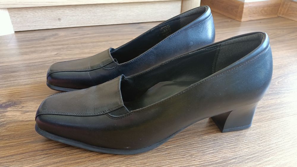Pantofi negri dama piele naturala NOU