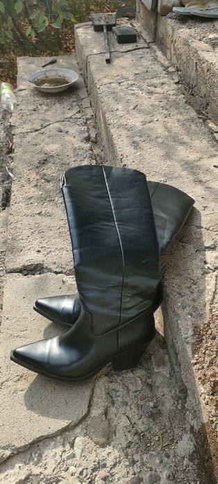 Продам женскую обувь