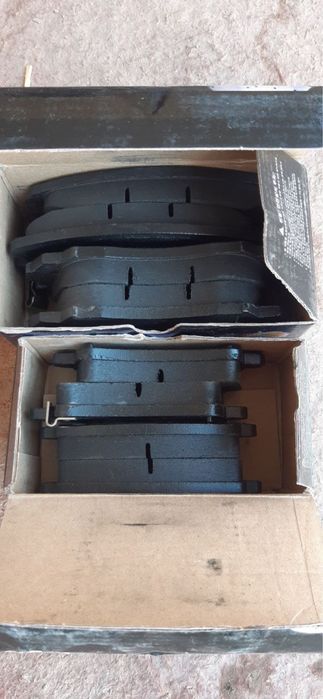 Колодка для малибу 1 задний и передний Новый!