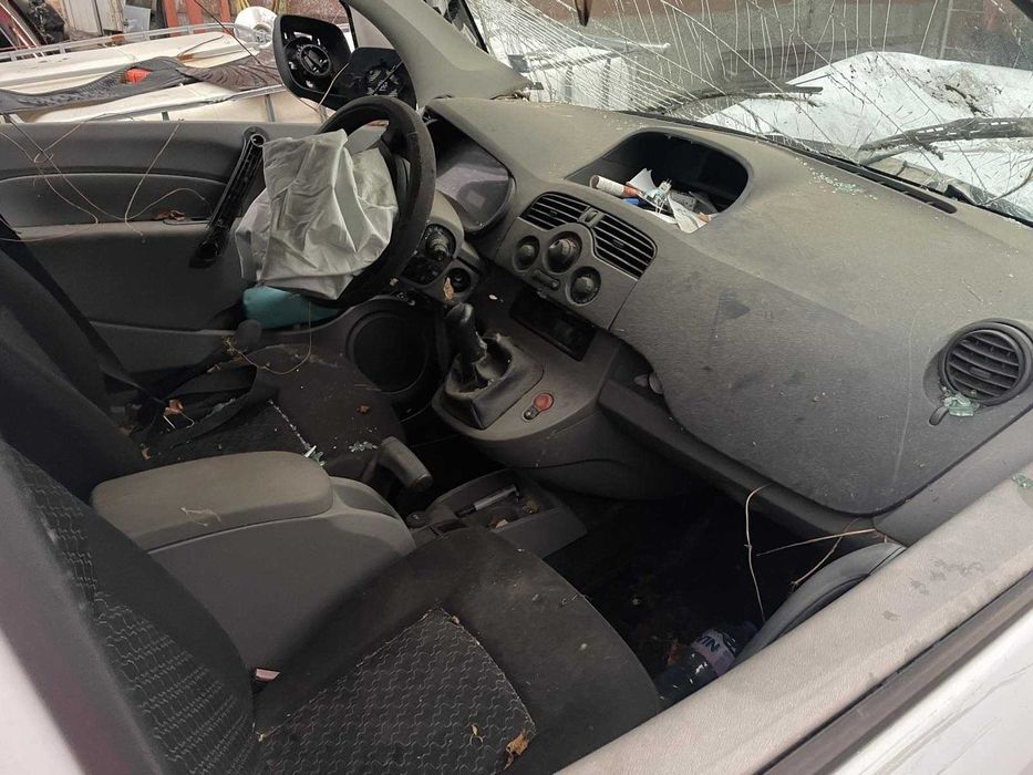 Рено Канго 1.5 DCI / Renault Kangoo 1.5 DCI на части