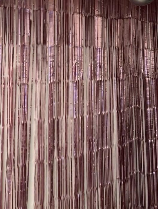 Дождик на стену для дня рождения