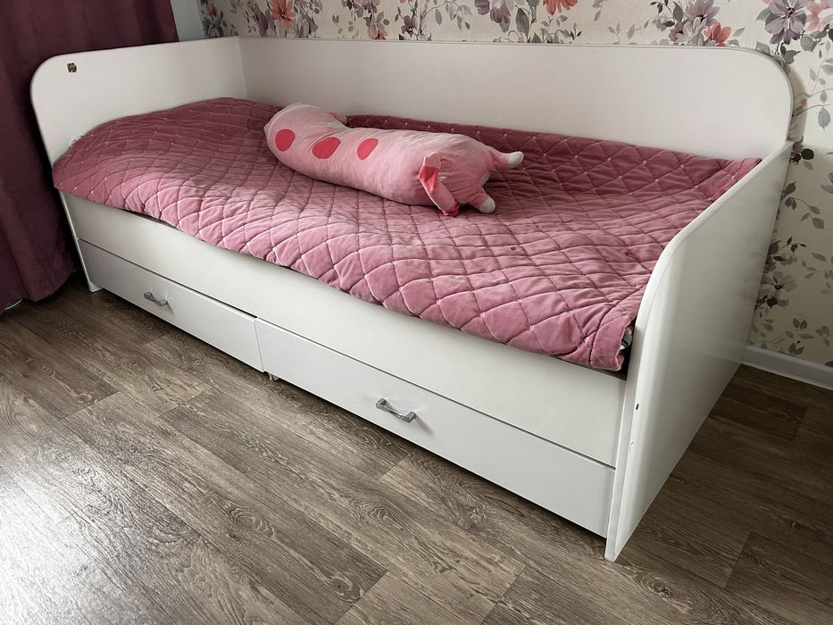 Продам подросковую кровать