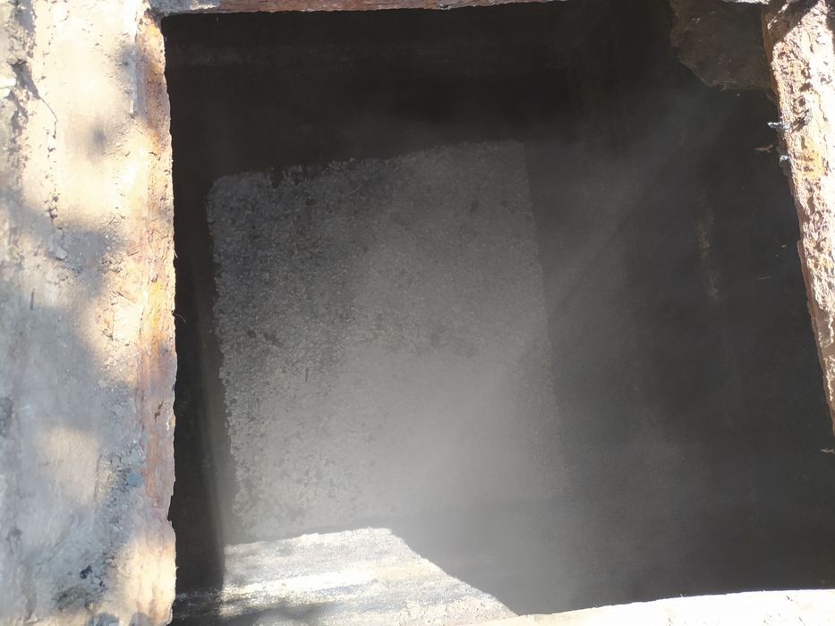 Чискта труб. Септик септик Септик.