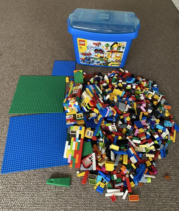 Lego кутия и основи - огромен комплект