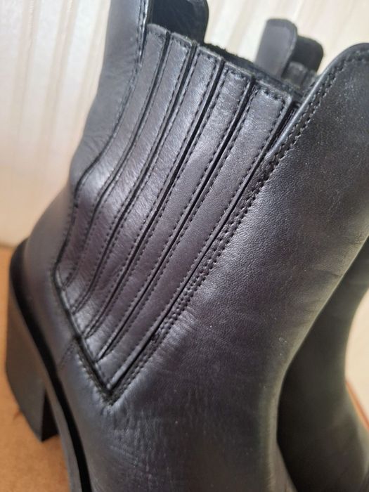 Полусапожки Zara Spain 38p