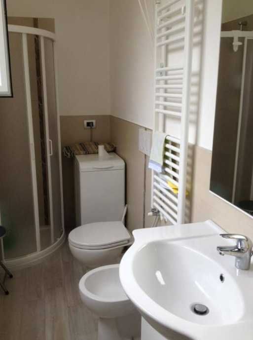 Дава се под наем Двустаен апартамент в Пловдив, Христо Смирненски - 68 кв.м за 270.3 € - Снимка #4