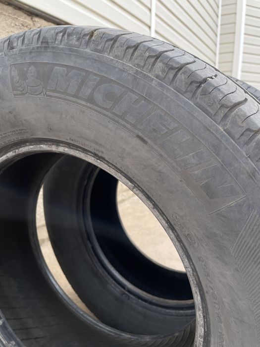 Продам 2 летние шины 235/70 R16 б/у