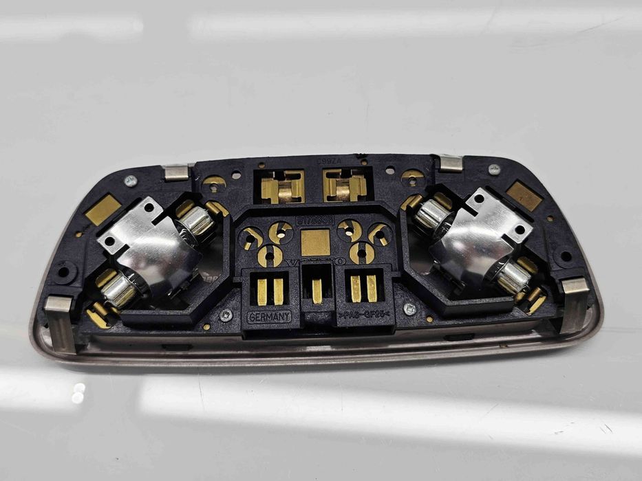 Plafoniera spate Volvo XC90 [Fabr 2002-2014] 39873652
