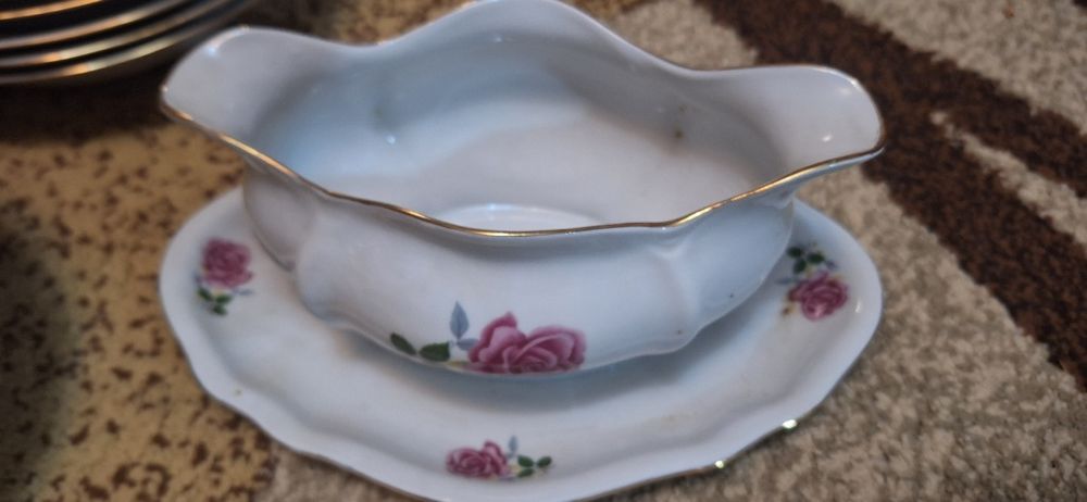 220 lei Set servirea mesei 6 persoane Curtea de Argeș