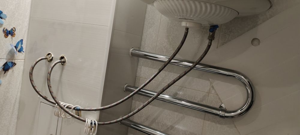 Бойлер на 50 литров.