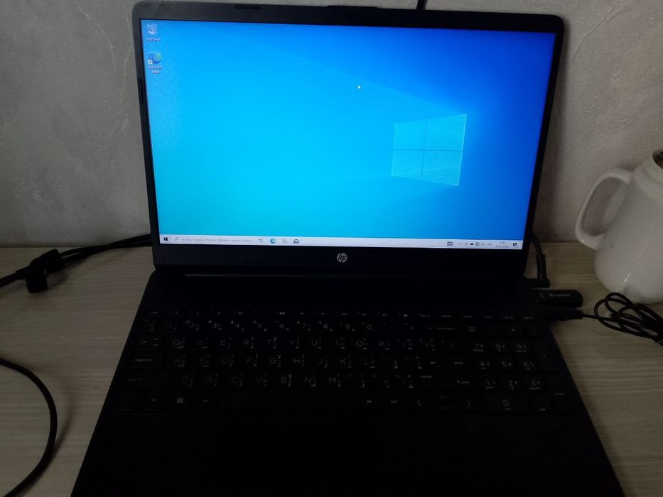 HP-250-G8 для учёбы и работы.