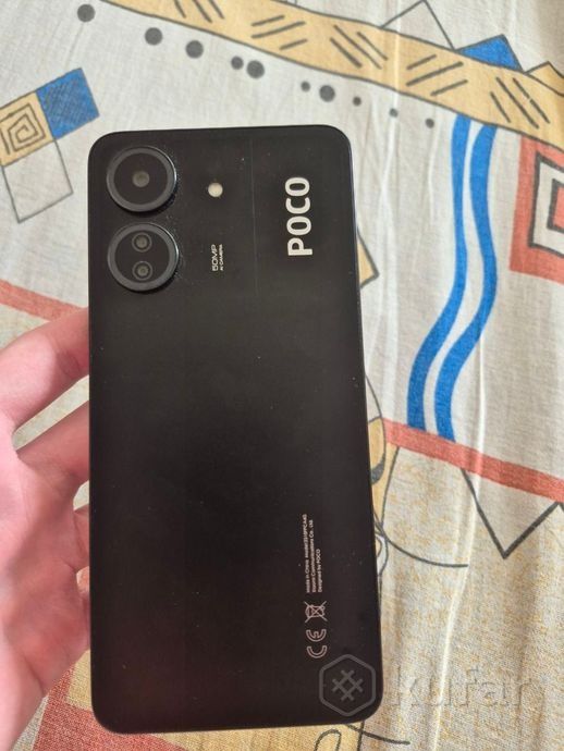 Продам телефон поко С65