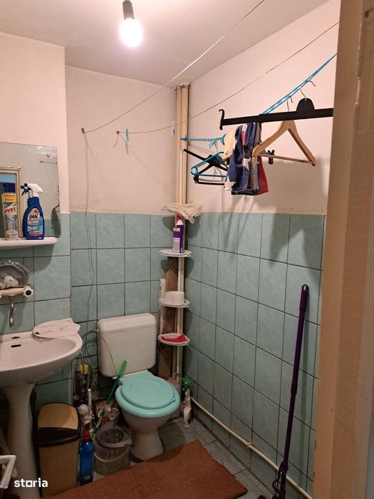Apartament 3 camere de vanzare , Carpati 2 , parter , 83.900 euro neg.