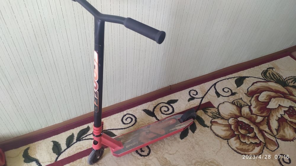 Трюковой самокат