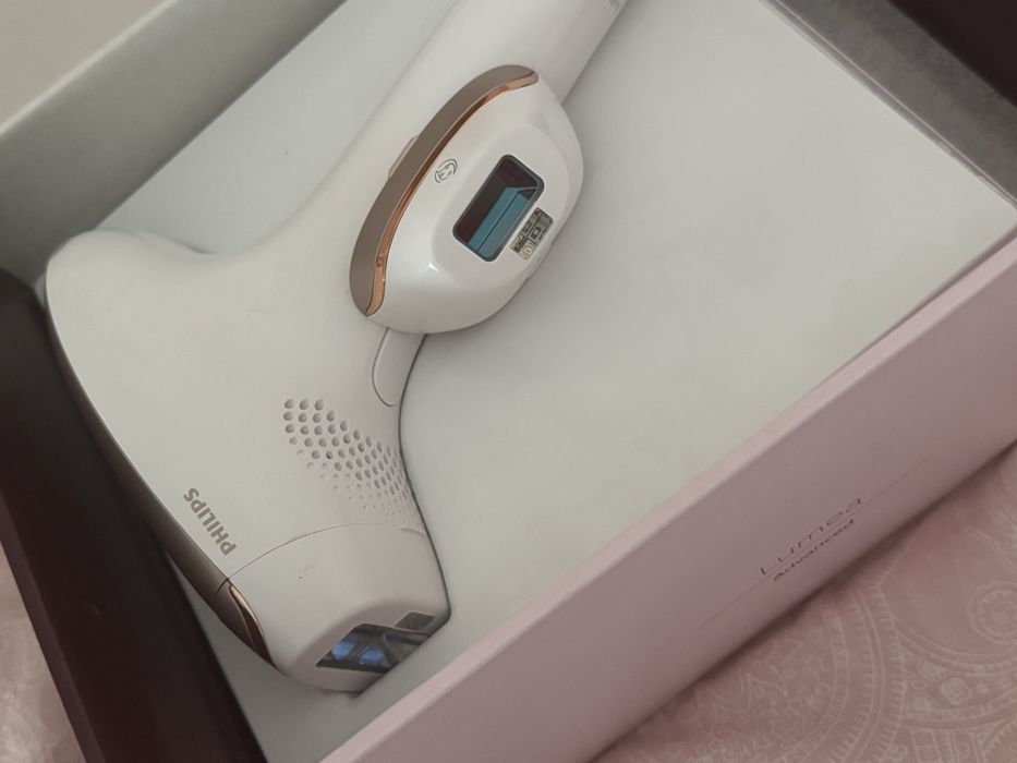 Epilator IPL Philips Lumea Sc 1997/00, 250.000 impulsuri NOU!