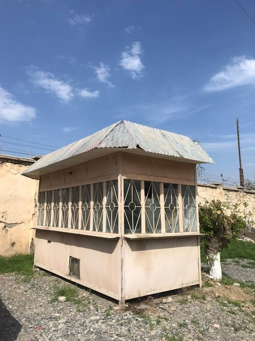 Mini dokon yoki salqin ichimliklar uchun moljallangan dokon burka