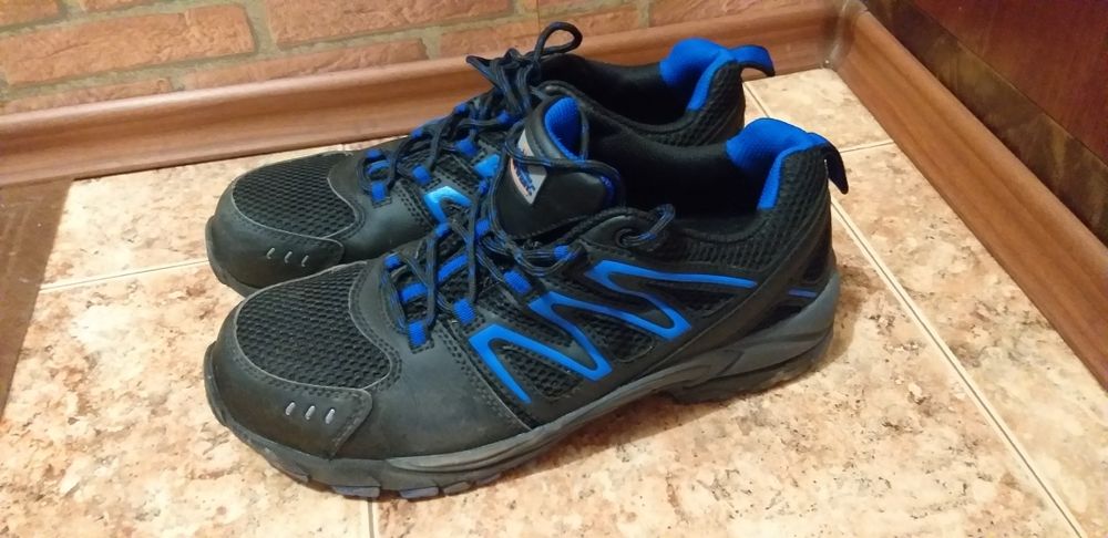 Работни маратонки 44