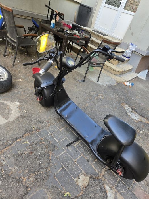Motor electric .