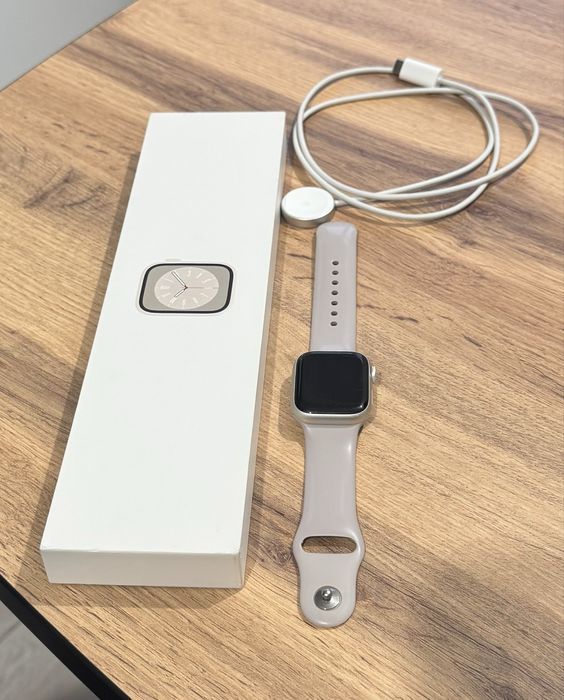 Продам apple watch series 8 41mm