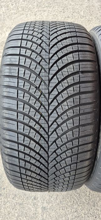 2 anvelope M+S noi Goodyear 245/40/18,dot 2023.Pretul este pe bucata.
