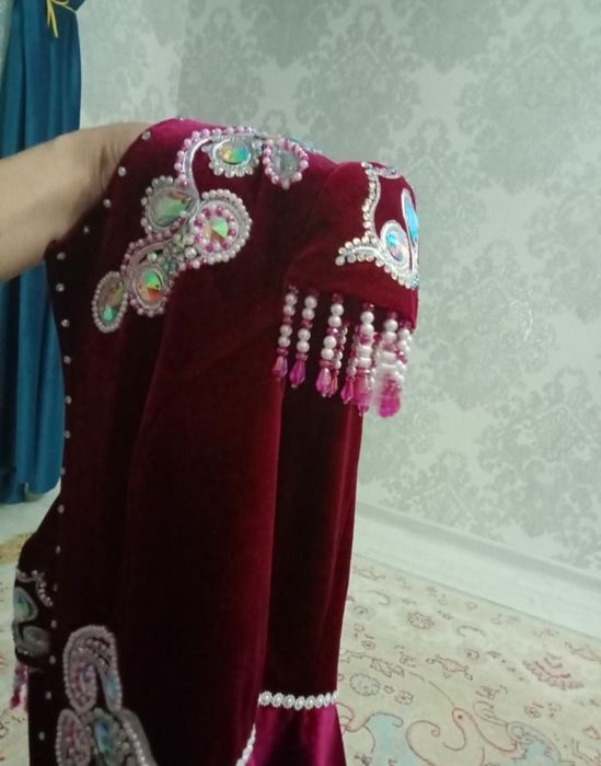 Кажекей  бір киілген