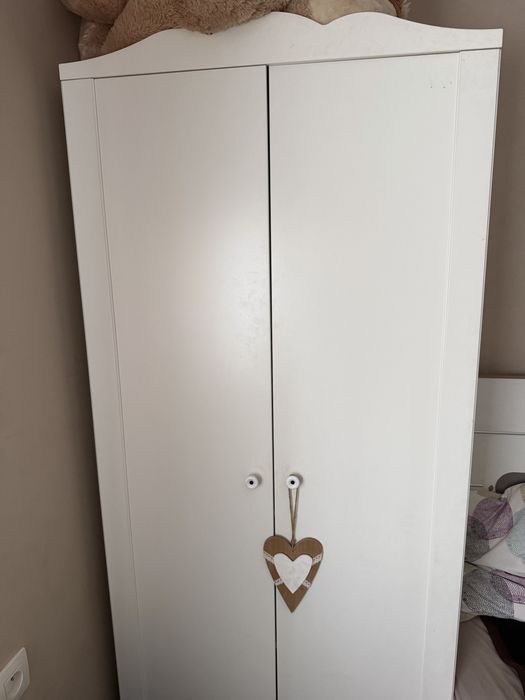 Vand dulapuri Ikea
