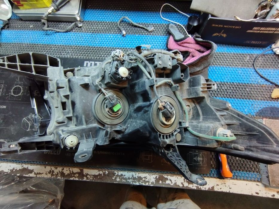 Фары Прадо 150кузов оригинал