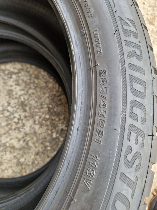 2anvelope iarna  285 45 21 Bridgestone-relativ Noi