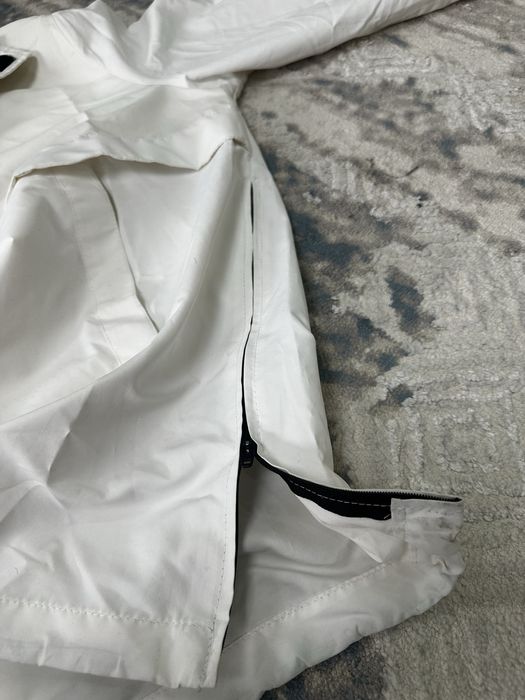 Продам стильный дождевик-анорак PULL&BEAR