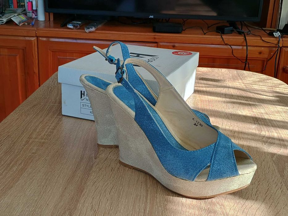 Летни сандали два чифта