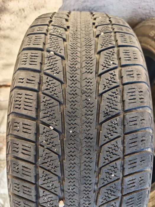 Резина 215/55/17