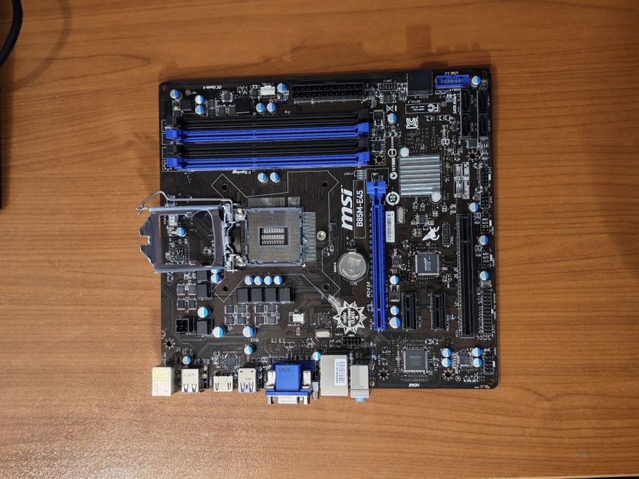 MSI B85M-E45 сокет 1150