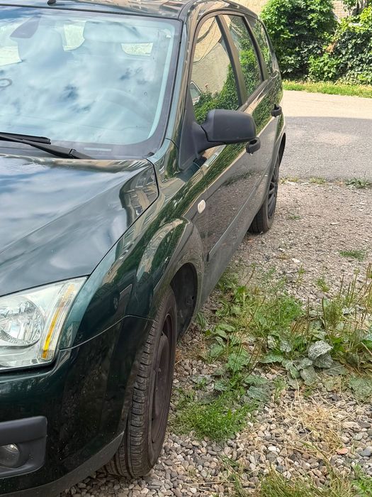 Vând Ford focus 2