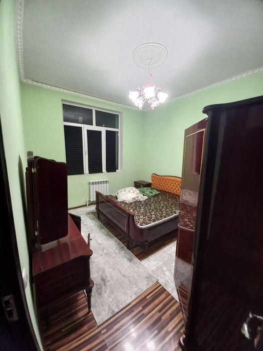 Новастройка 3 хона 3 этаж Гагарина табака олдида.Агентство