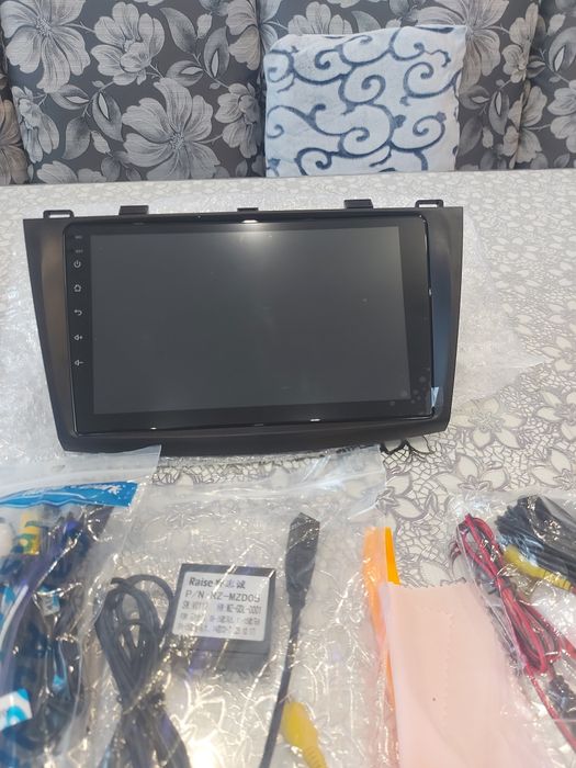 Продавам мултимедия за Мазда 3 BL 2009-2013г.