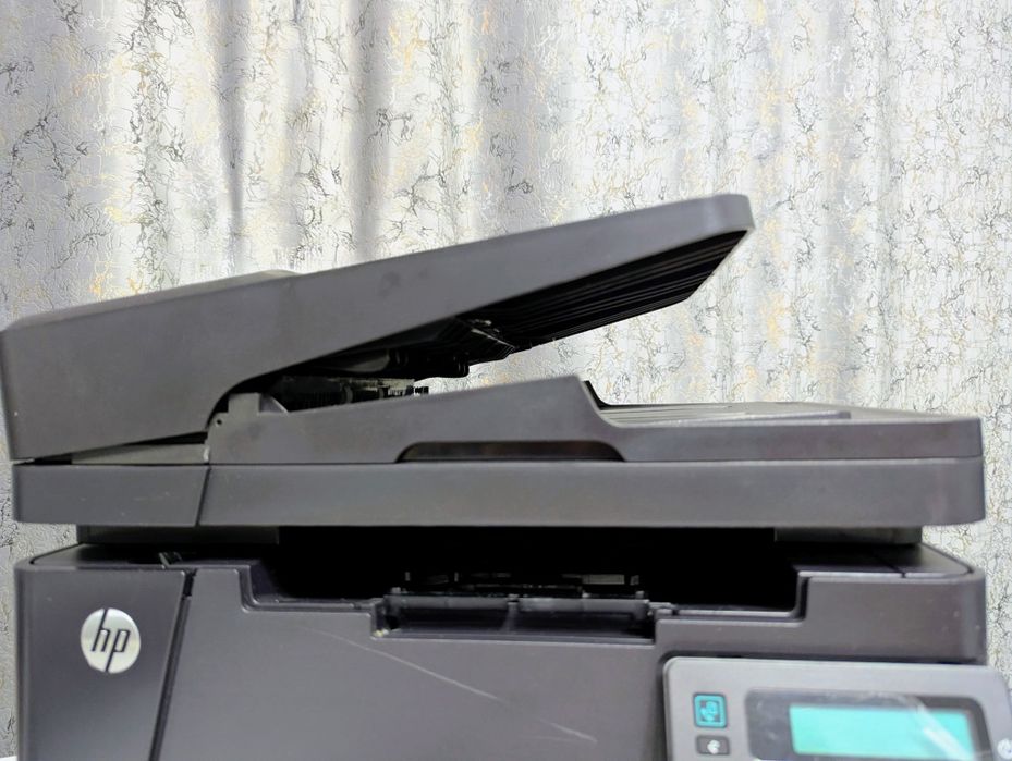 МФУ HP Laser Jet Pro 4 в 1