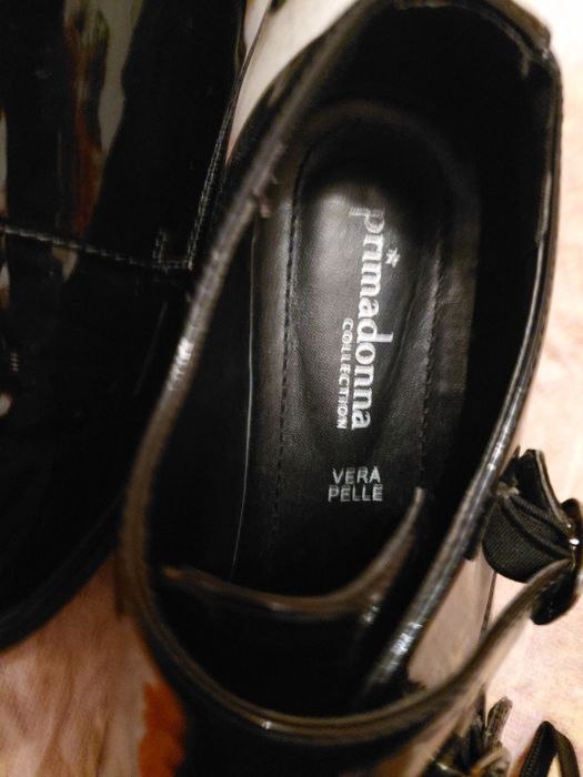 Pantofi de piele/lac, dama, marimea 38