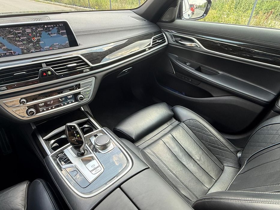 BMW Seria 7