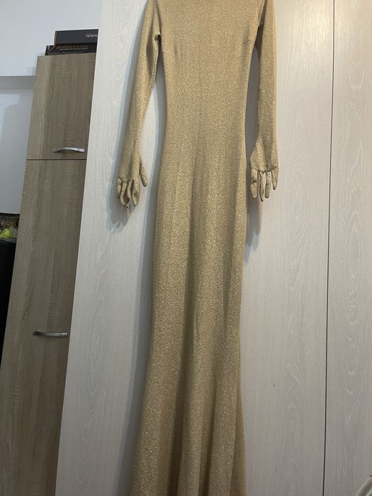 Rochie aurie de ocazie