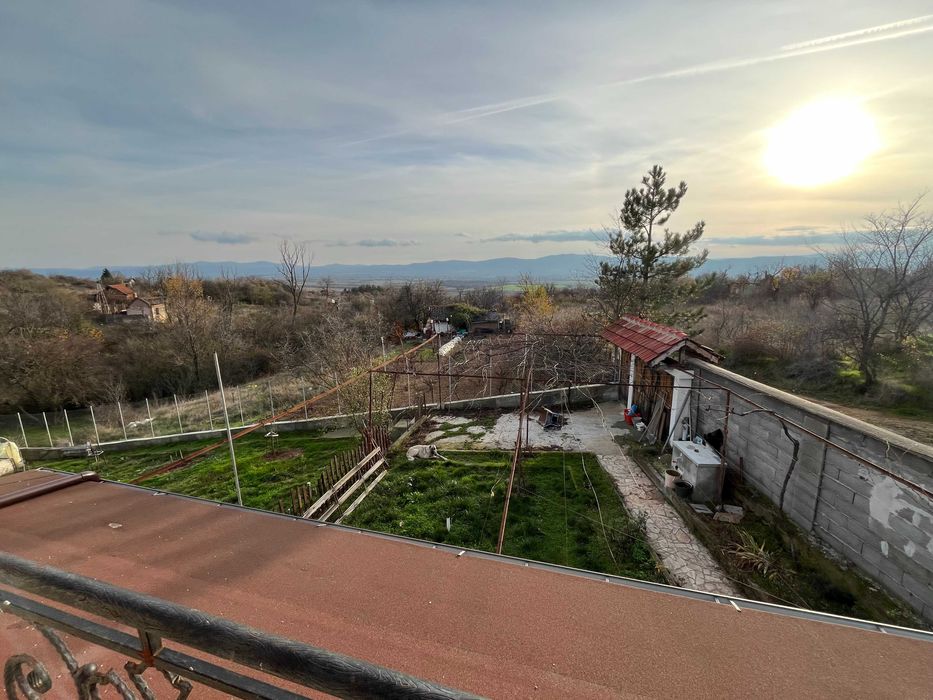 Продава се Къща в Казанлък - 100 кв.м за 765 €/кв.м - Снимка #16