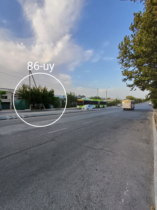 ЛОКАЦИЯси ЗУР, бизнес учун зур жой - шундоқ катта куча юзида "штаб"да