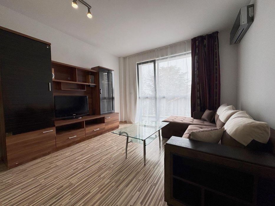 Дава се под наем Двустаен апартамент в Варна, м-т Траката - 70 кв.м за 700 € - Снимка #3