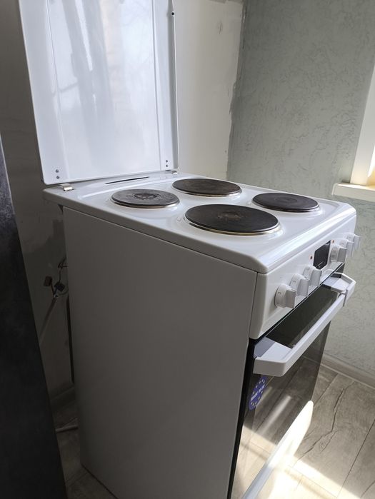 Продам электроплиту