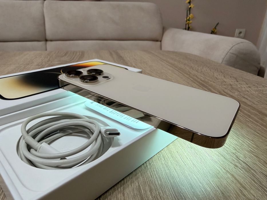Iphone 14 pro Gold