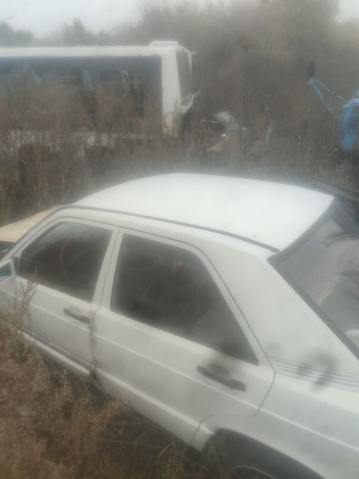 Мерседес 190 на разбор