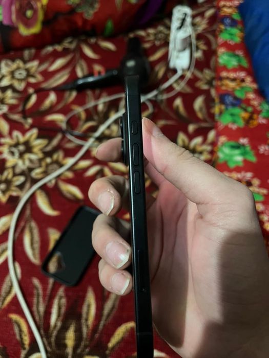 Айфон 16 чистый тел