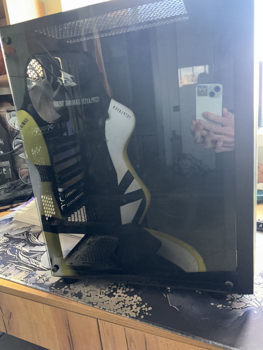 компьютерный корпус msi
