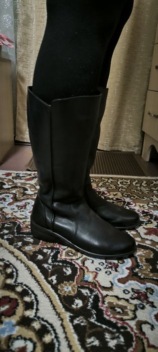Продам зимние кожаные сапоги