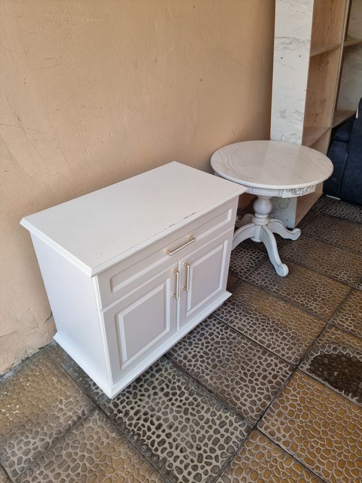 Mebel shikafcha 2ta 1ta stolcha
